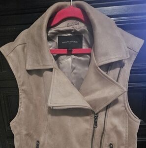 Tan Suede Vest with Zipper Details